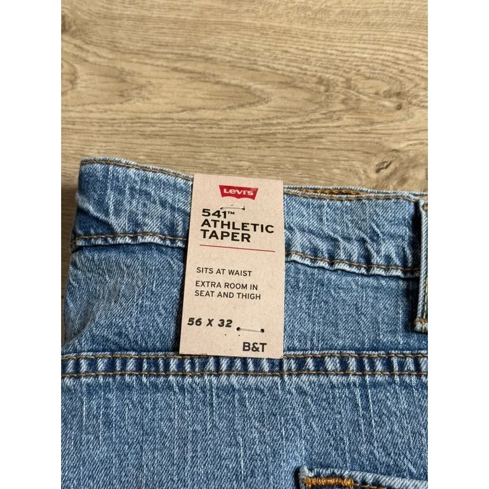 NWT Mens Levis 559 relaxed straight stretch jeans Big & Tall size‎ 56x30 (55x28)